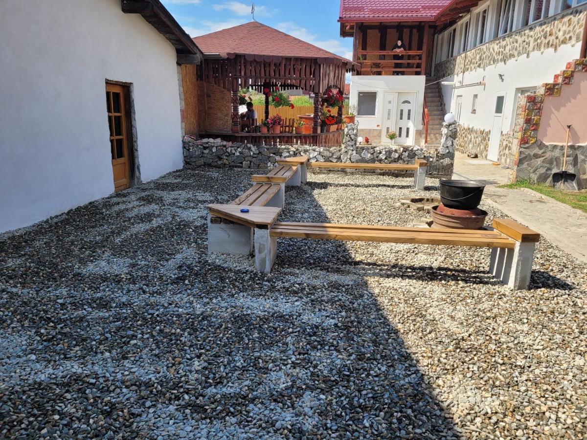 Hotel Casa Luca à Sîmbăta de Sus Extérieur photo